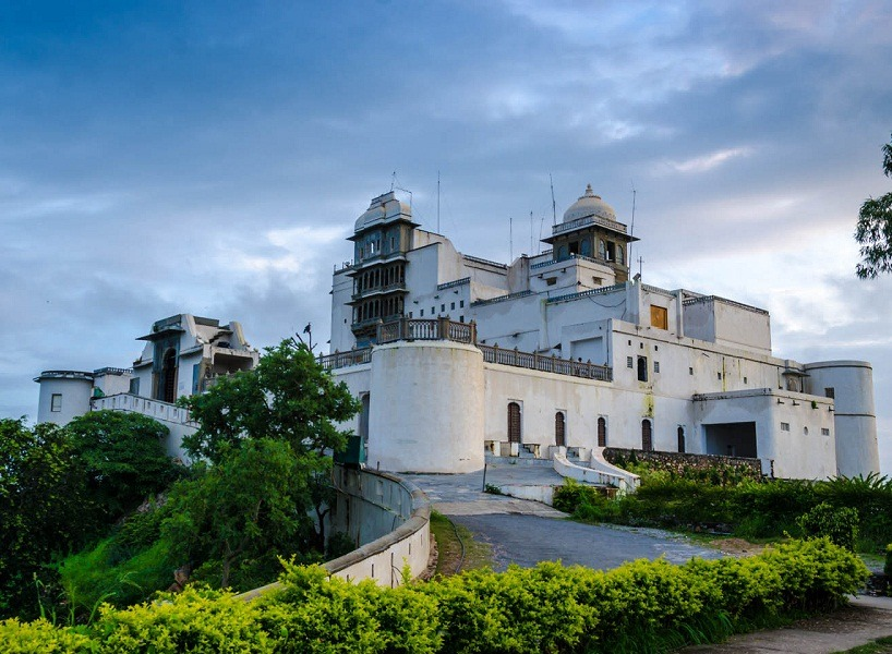 Sajjangarh Udaipur: Monsoon palace Udaipur